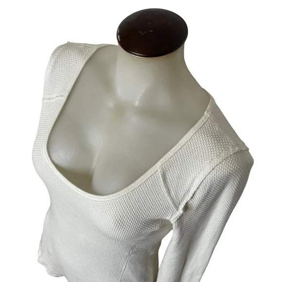 Waffle Knit White Long Sleeve Top With Boho Pattern On Sleeve - Picture 9 of 15